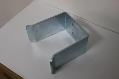 100mm sliding gate catcher